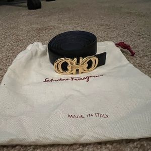 Reversible Blue/Black leather and Gold buckle Salvatore Ferragamo Belt